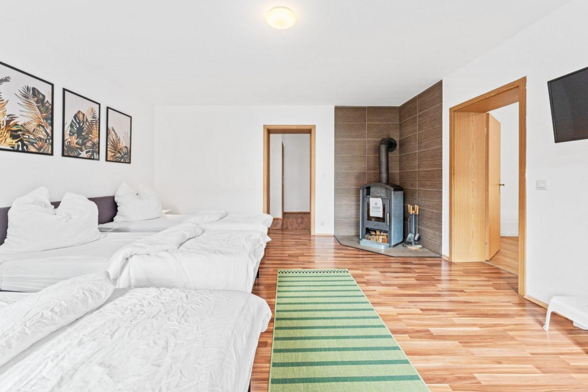 Cosy Apartment With Balcony And Fireplace Jüterbog Exterior foto